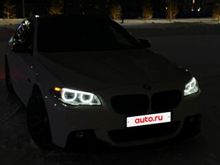 2014 BMW 5 серии 528i xDrive VI (F10/F11/F07) Рестайлинг, белый, 2400000 рублей, вид 4