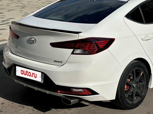 2019 Hyundai Elantra Sport VI (AD) Рестайлинг, белый - вид 12