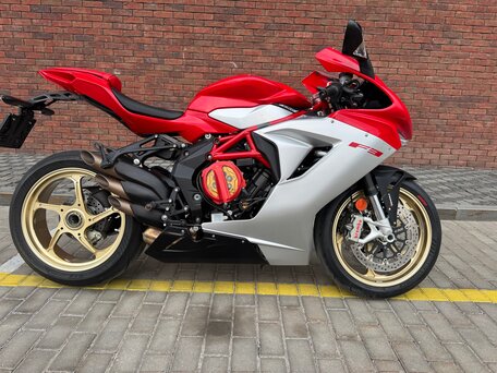 2020 MV Agusta F3 675, красный, 739000 рублей, вид 5