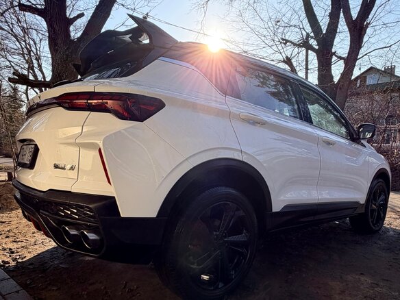 2023 Geely Coolray (Binyue Cool) I Рестайлинг, белый, 1950000 рублей - вид 4