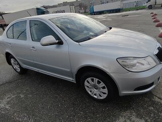 2011 Skoda Octavia II (A5) Рестайлинг, серый, 810000 рублей, вид 1
