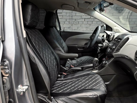 2013 Chevrolet Aveo II, серый, 600000 рублей - вид 11