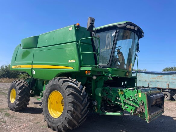 2008 John Deere 6000 Series, 9300000 рублей