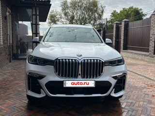 2022 BMW X7 40i I (G07), белый, 9100000 рублей, вид 4