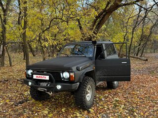 1991 Nissan Patrol IV (Y60), чёрный, 3000000 рублей, вид 3