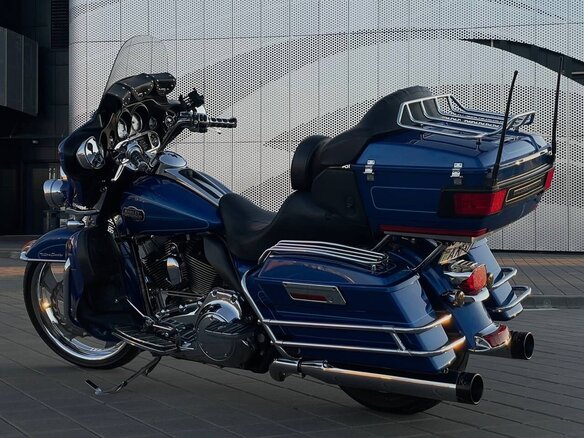 2009 Harley-Davidson Electra Glide, синий, 700000 рублей - вид 11
