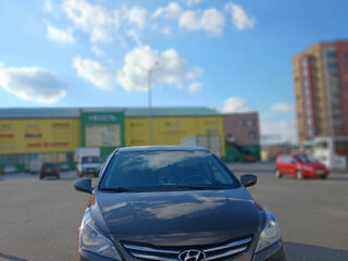 2016 Hyundai Solaris I Рестайлинг, коричневый, 1000000 рублей, вид 2
