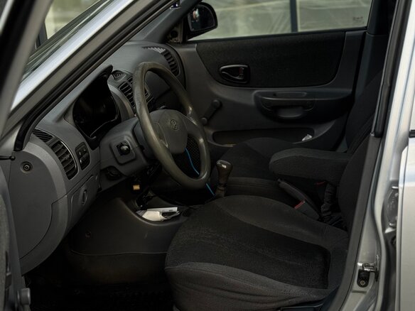 2004 Hyundai Accent ТагАЗ II, серебристый, 570000 рублей - вид 12