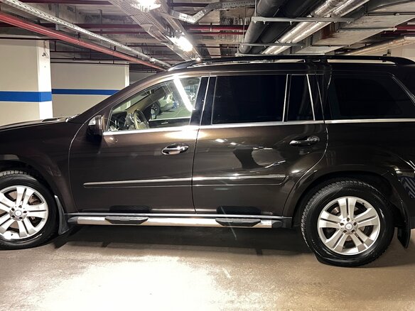 2008 Mercedes-Benz GL-Класс 500 I (X164), коричневый, 1700000 рублей - вид 2