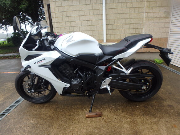 2023 Honda CBR 650R, белый, 1150000 рублей - вид 8