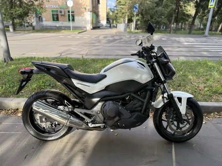 2015 Honda NC 750S, белый, 645000 рублей, вид 1