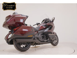 2026 Honda GL 1800 Gold Wing, пурпурный, 3300000 рублей, вид 5