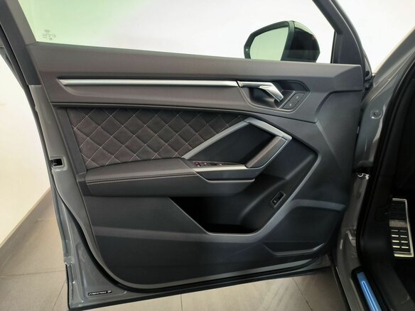 2026 Audi Q3 35 TFSI II (F3), серый, 4320000 рублей - вид 16