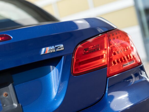 2011 BMW M3 IV (E90), синий, 4850000 рублей - вид 13