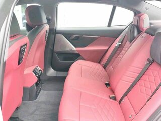 2025 BMW i5 Long eDrive40L, чёрный, 7790000 рублей, вид 4