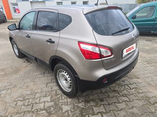 2011 Nissan Qashqai I Рестайлинг, коричневый, 980000 рублей, вид 5