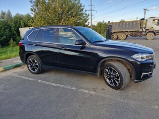 2017 BMW X5 25d III (F15), чёрный, 3399000 рублей, вид 4