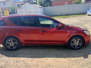 2009 Kia Ceed I, красный, 595000 рублей, вид 4