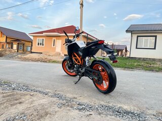 2016 KTM 390 Duke, белый, 355000 рублей, вид 2