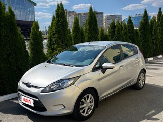 2009 Ford Fiesta Mk6, серебристый, 450000 рублей, вид 1