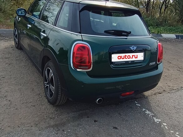2018 Mini Hatch Cooper III (F55/F56) Рестайлинг, зелёный, 1550000 рублей - вид 5