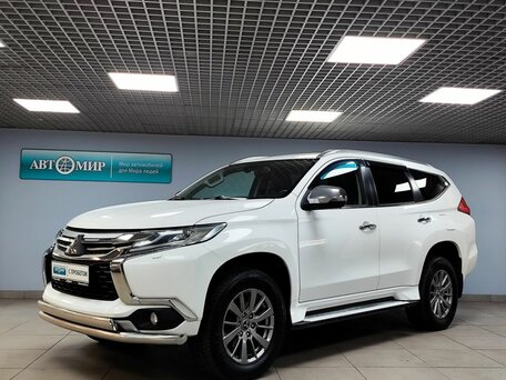 Mitsubishi Pajero Sport III