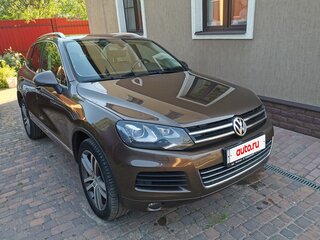 2013 Volkswagen Touareg II, коричневый, 2999999 рублей, вид 1