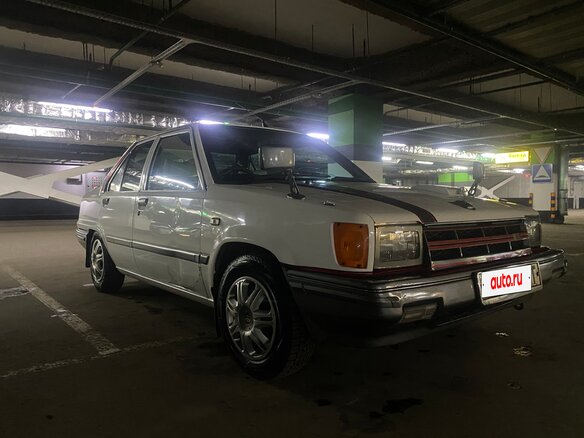 1987 Toyota Corsa II (L20), белый, 350000 рублей