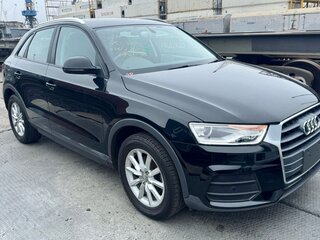 2015 Audi Q3 I (8U) Рестайлинг, чёрный, 1500000 рублей, вид 1