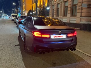 2017 BMW 5 серии 530i xDrive VII (G30/G31/G38), синий, 2900000 рублей, вид 4