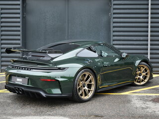 2025 Porsche 911 GT3 992 Рестайлинг, зелёный, 36800000 рублей, вид 3