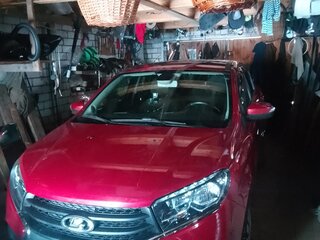 2017 Lada (ВАЗ) XRAY I, красный, 1000000 рублей, вид 1
