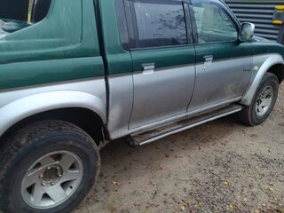 2003 Mitsubishi L200 III, зелёный, 1350000 рублей, вид 1