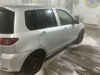 2004 Mazda Demio II (DY), серебристый, 220000 рублей, вид 3