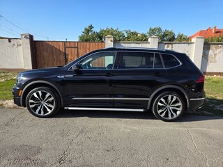 2021 Volkswagen Tiguan Allspace II, чёрный, 3700000 рублей, вид 5