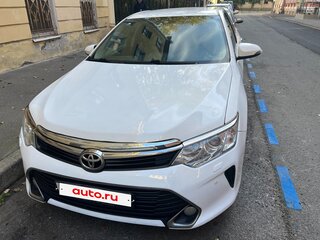 2015 Toyota Camry VII (XV50) Рестайлинг, белый, 2300000 рублей, вид 1