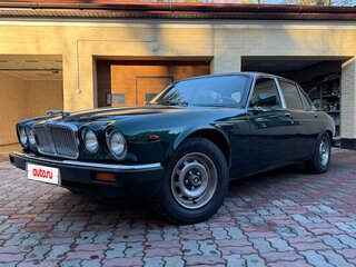 1973 Jaguar XJ I (Series 2), зелёный, 4000000 рублей, вид 1