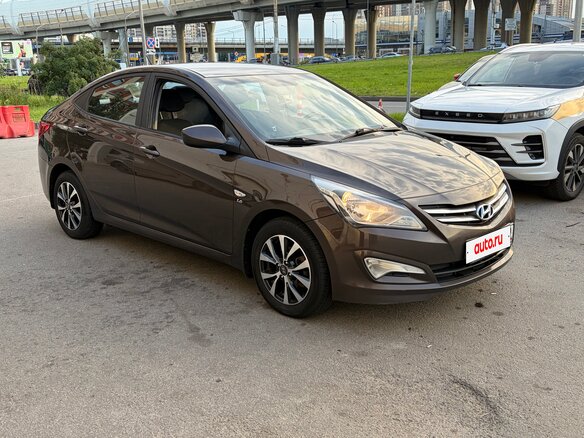 2016 Hyundai Solaris I Рестайлинг, коричневый, 820000 рублей - вид 7
