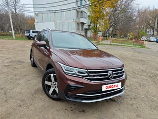 2021 Volkswagen Tiguan II Рестайлинг, коричневый, 2698000 рублей, вид 3