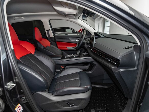 2024 Changan UNI-S I, серый, 3099900 рублей - вид 12