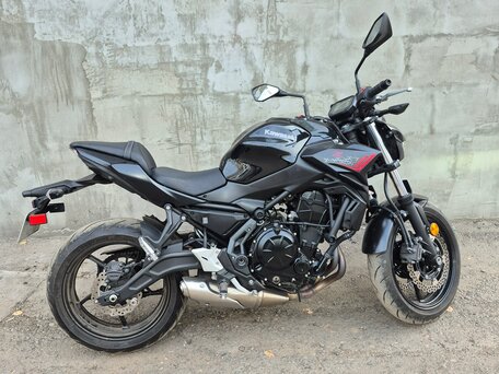 2020 Kawasaki Z 650, чёрный, 750000 рублей, вид 3