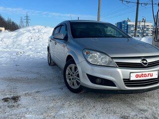 2011 Opel Astra H Рестайлинг, серый, 515000 рублей, вид 2