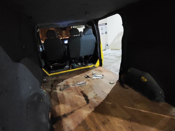 2006 Ford Transit, жёлтый, 1000000 рублей - вид 6