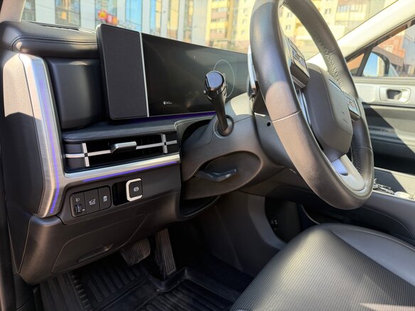 2024 Hyundai Santa Fe V (MX5), коричневый, 5300000 рублей - вид 16