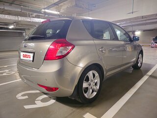 2011 Kia Ceed I Рестайлинг, серый, 749999 рублей, вид 4