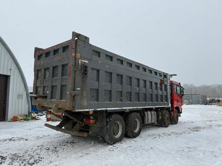 2021 Shacman (Shaanxi) SX3318, красный, 2990000 рублей, вид 4