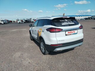 2024 Geely Atlas Pro, белый, 1422747 рублей, вид 4