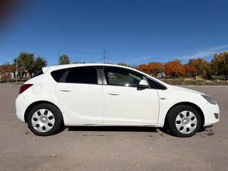 2012 Opel Astra J, белый, 770000 рублей, вид 3