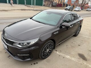 2018 Kia Optima IV Рестайлинг, коричневый, 2030000 рублей, вид 3