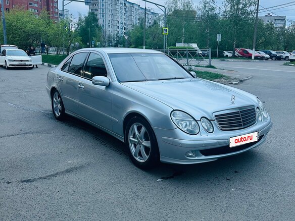 2006 Mercedes-Benz E-Класс 200 III (W211, S211), серебристый, 750000 рублей - вид 1